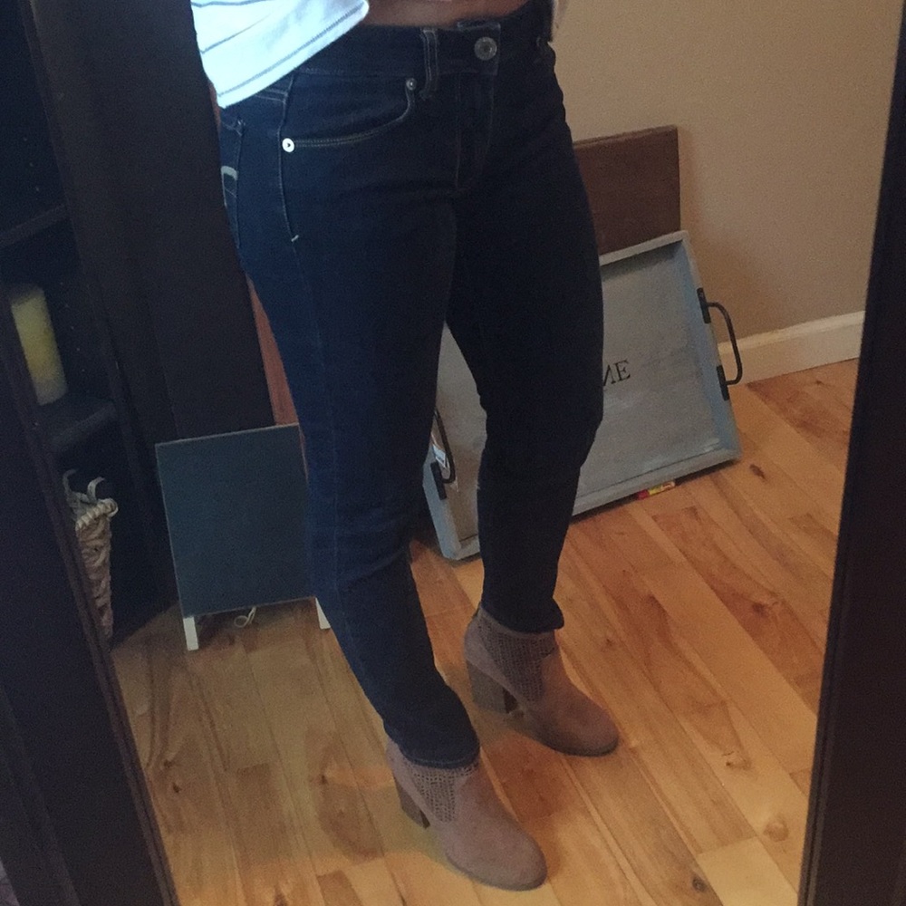 American Eagle Dark Skinny Jeans🦅